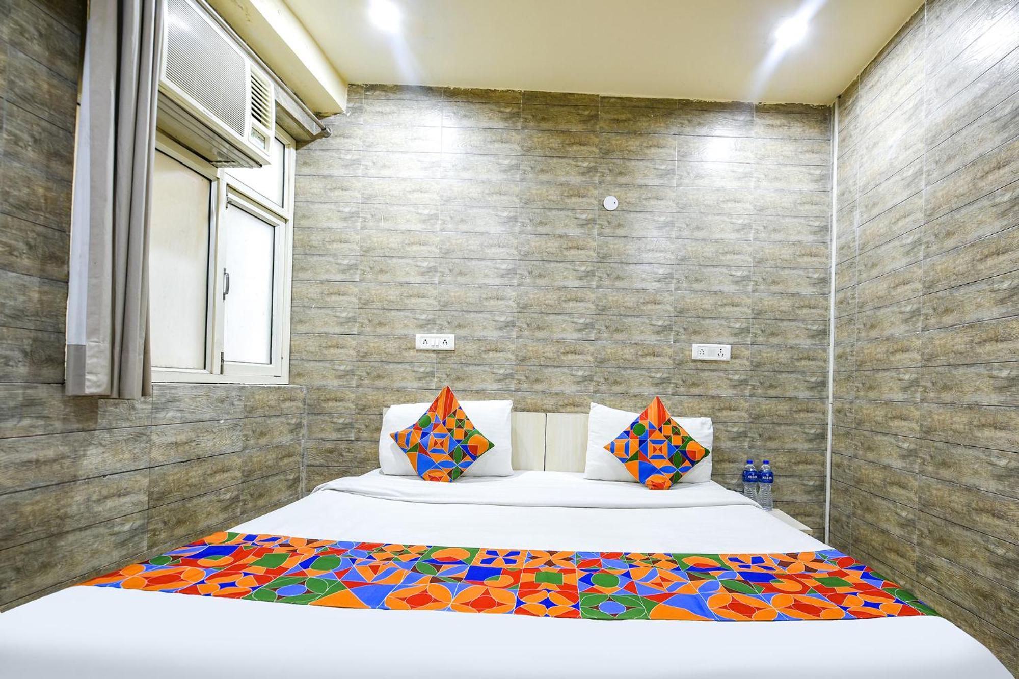 Fabhotel Model Town New Delhi Buitenkant foto